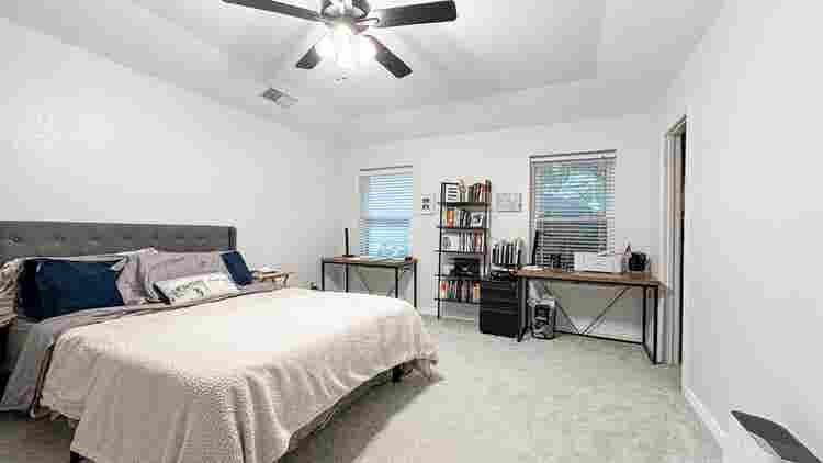 Private Rooms in the Heart of DFW!