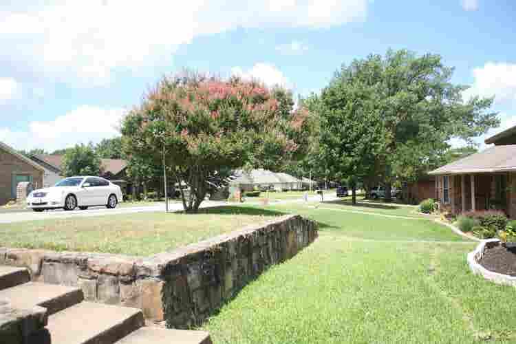 Private Rooms in the Heart of DFW!