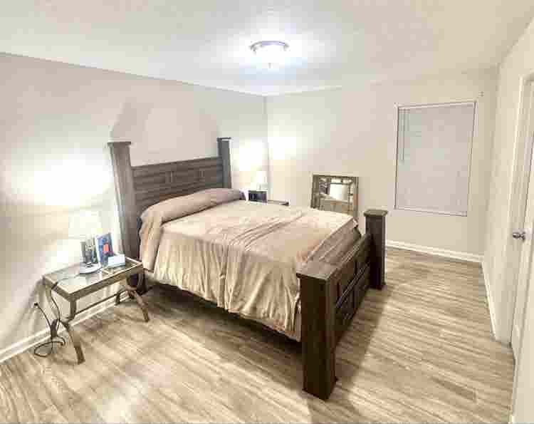 Room #1 Home Next to JAX Airport
