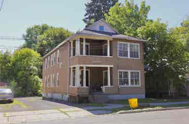 Spacious 6-Bedroom House