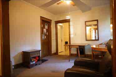 Spacious 6-Bedroom House