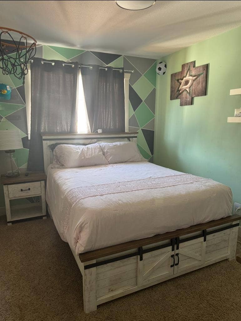 Shannon Lake Area - SHARED LIVING