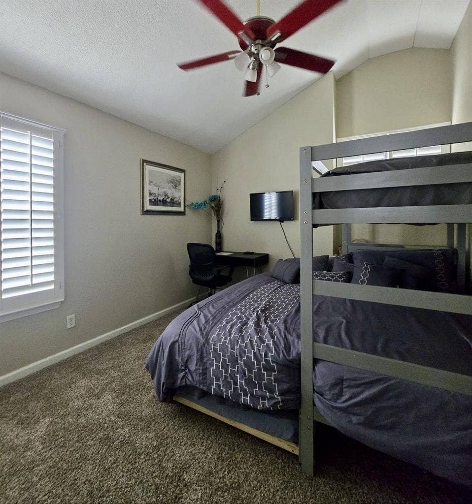 King size Bed  with workstation