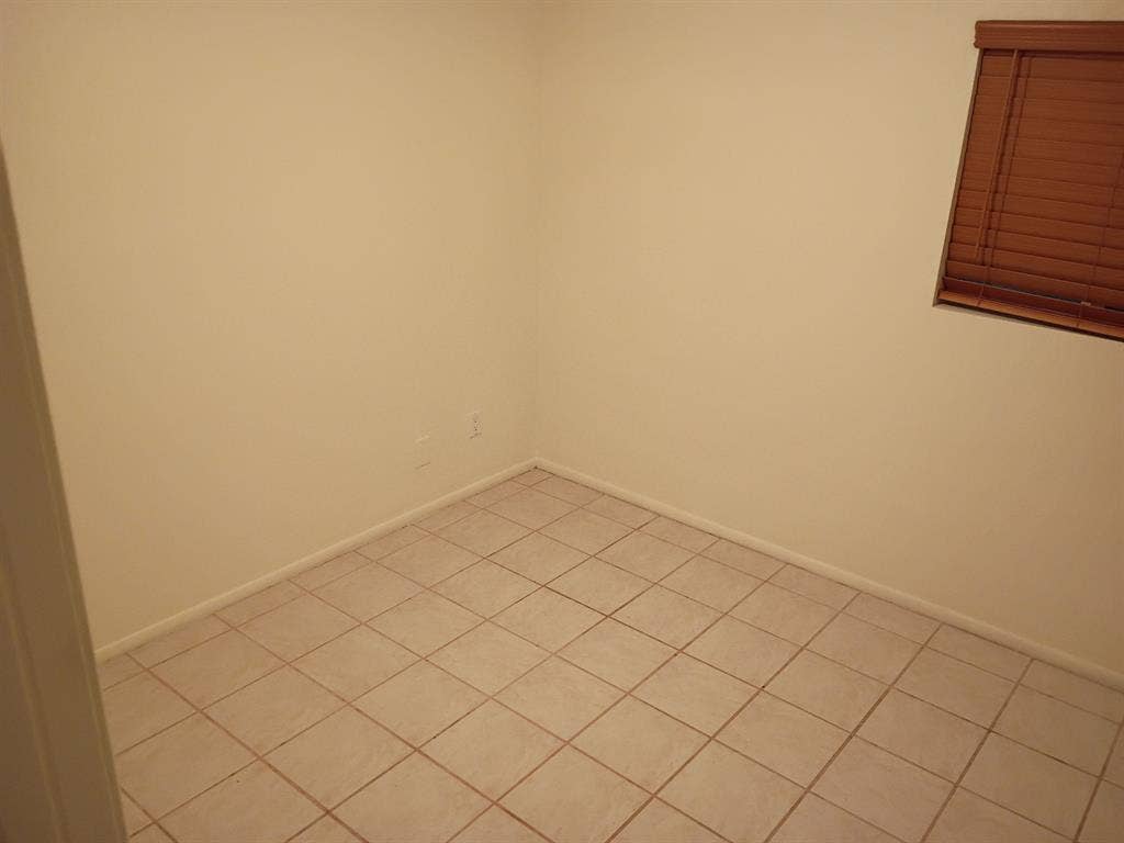 Room in ba house