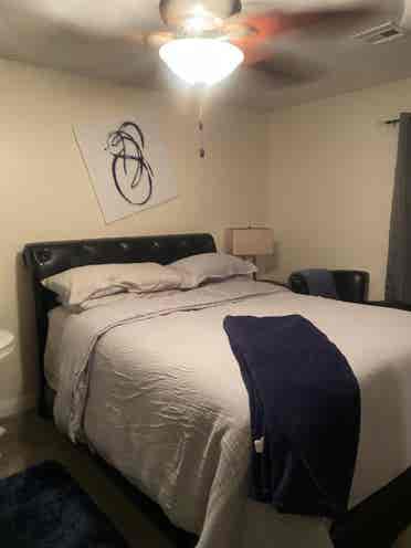 Full furnished room no pet no drugs