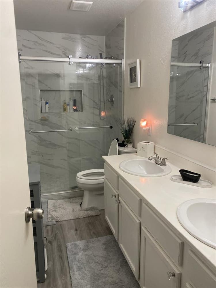 Full furnished room no pet no drugs