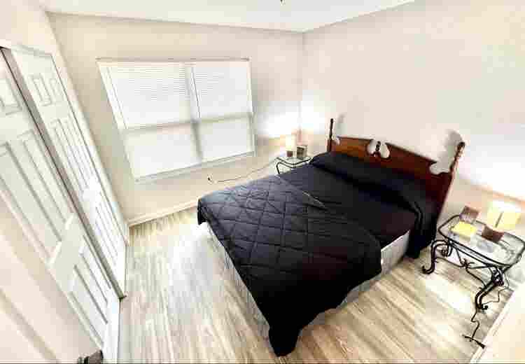 Room #2 Home Next to JAX Airport