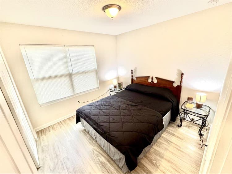 Room #2 Home Next to JAX Airport