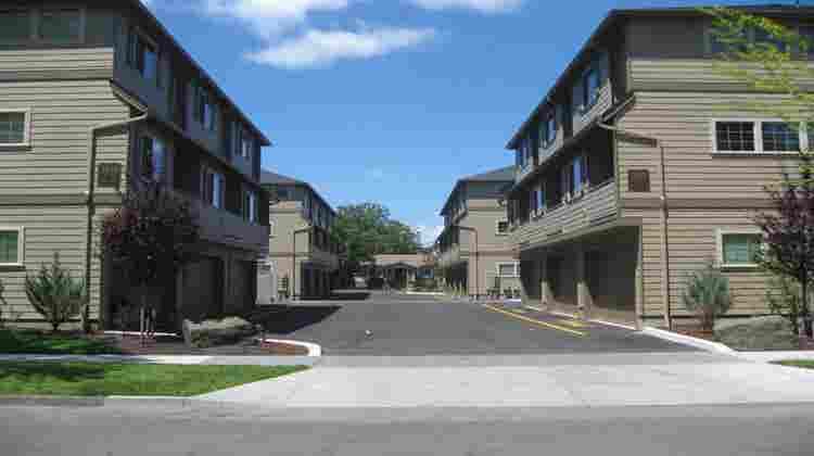 PPNW Looking for 1 roommate!