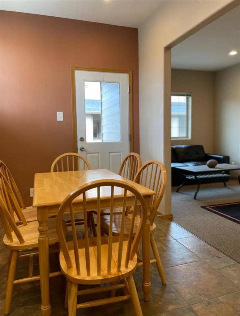 PPNW Looking for 1 roommate!