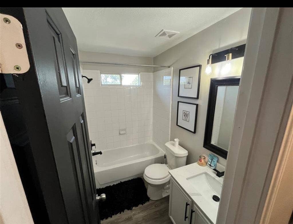 Move in Ready (Private Room)!!!!!