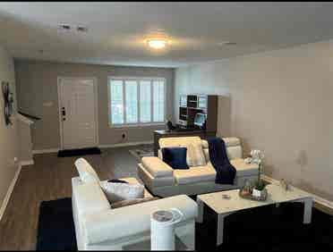 Move in Ready (Private Room)!!!!!