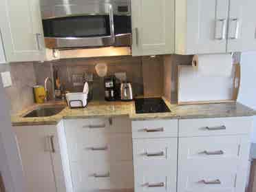 Private Studio Apartment-Ocean Dr