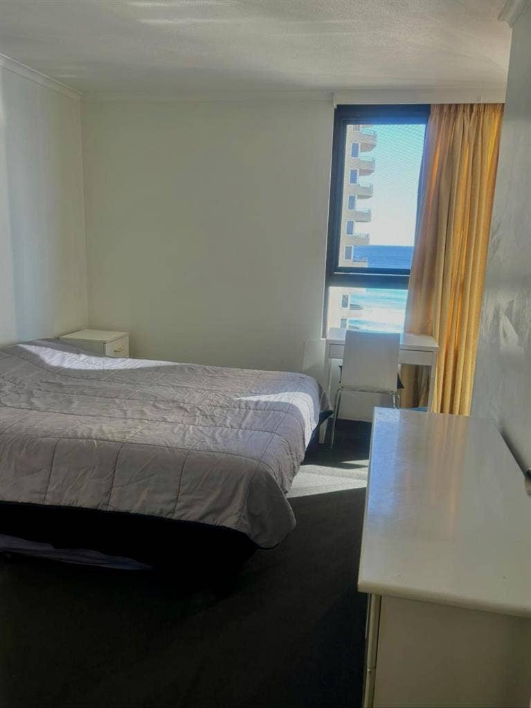 Short term - Surfers Paradise room
