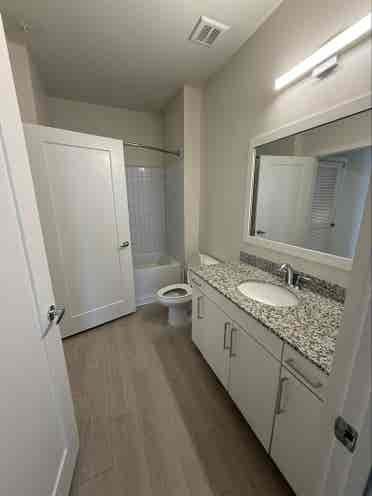 Sub lease available in St Pete
