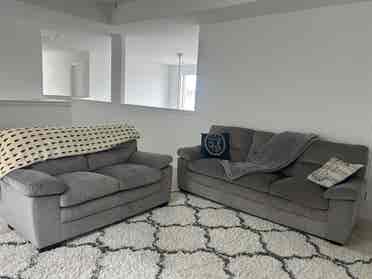 Renting 2 private rooms to females