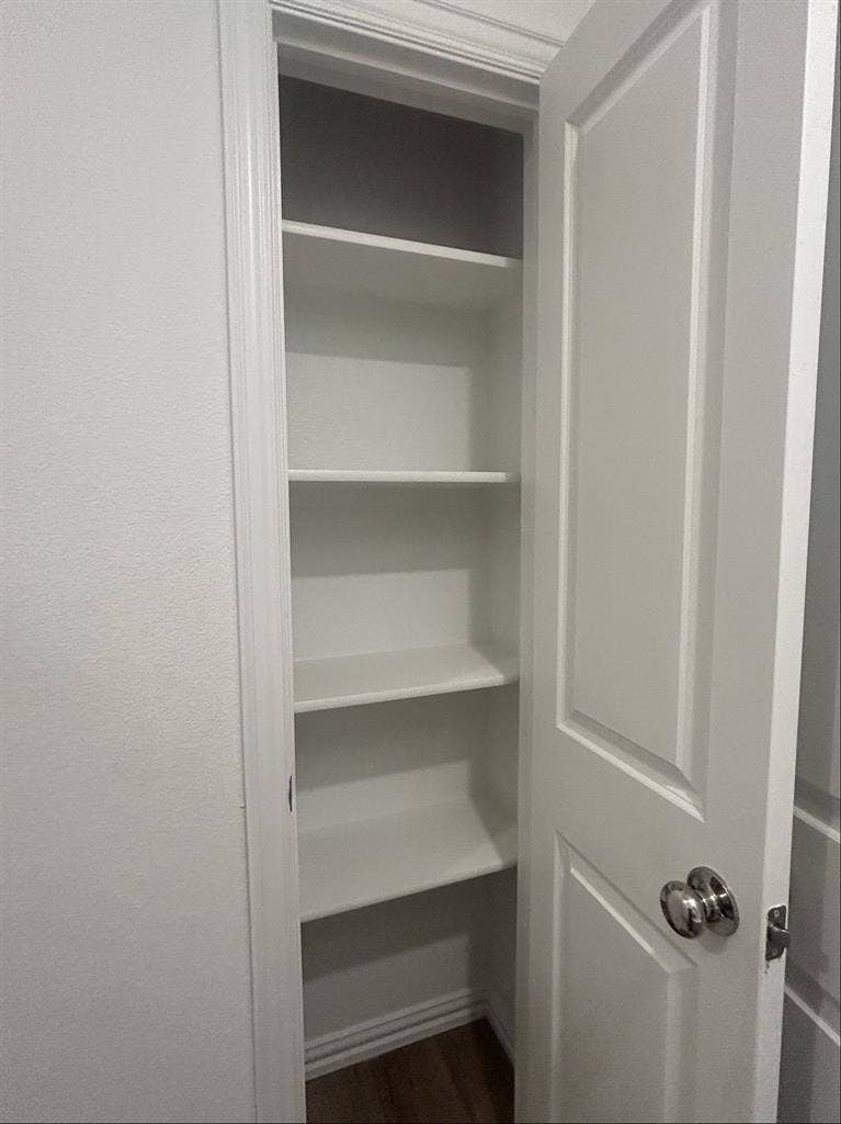 Renting 2 private rooms to females