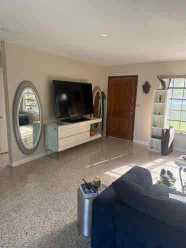 Room For Rent -