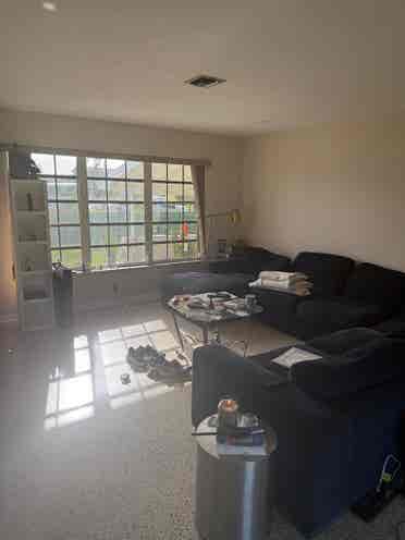 Room For Rent -