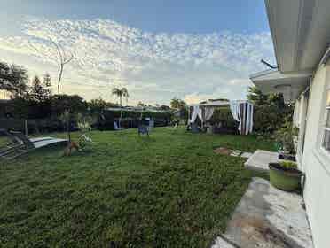 Room For Rent -