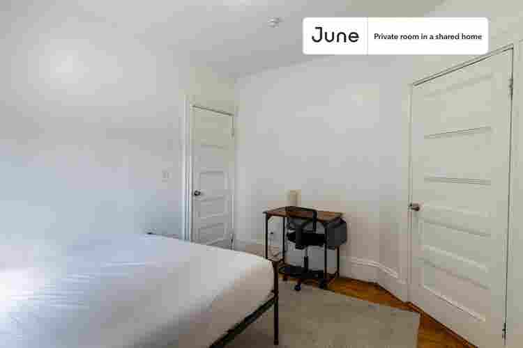 4 BR in Boston