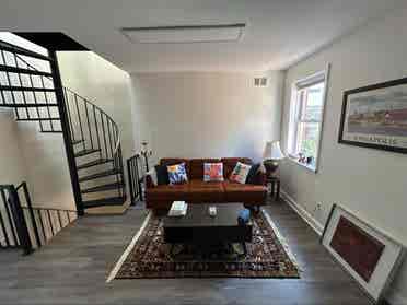 2 roommates / $ / Pigtown