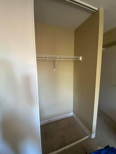 Looking for a roommate ( male )