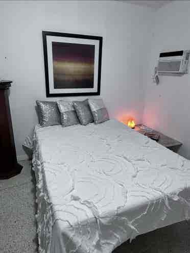 Downtown, Miami share my apartment