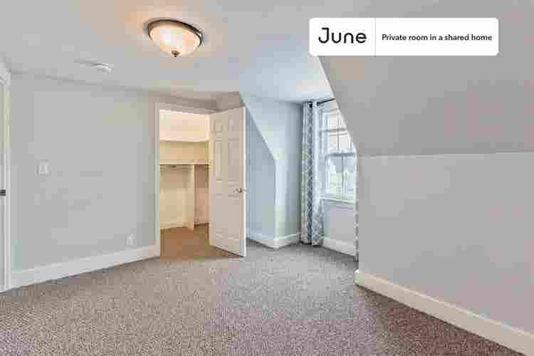 6 BR in Boston