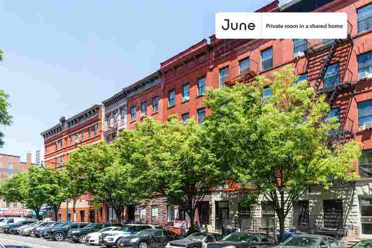 4 BR in New York City