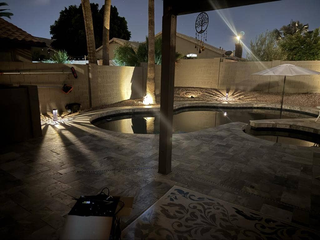 🏠 Unfurnished Rooms-Gilbertt