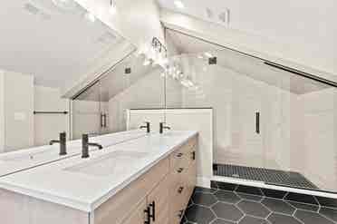 3 BR in DENVER