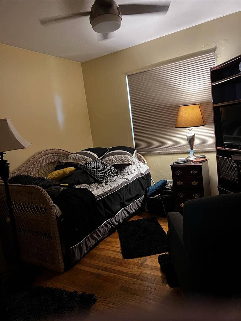 Furnished, shared, included. Gahann