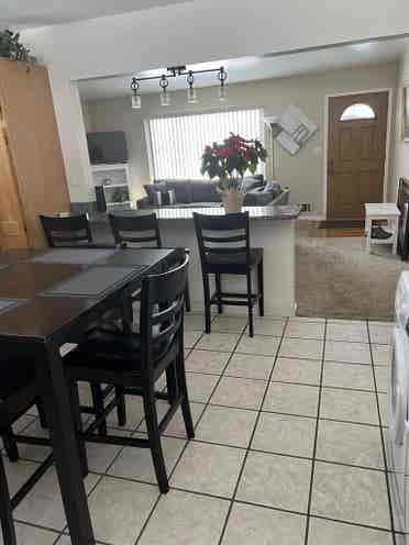 Furnished, shared, included. Gahann