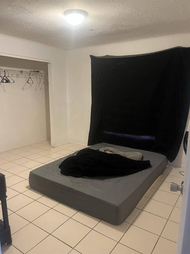 Room for rent
