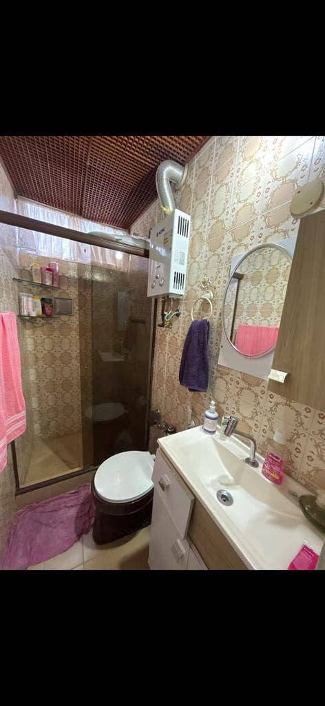 alugo quarto individual, wpp abaixo
