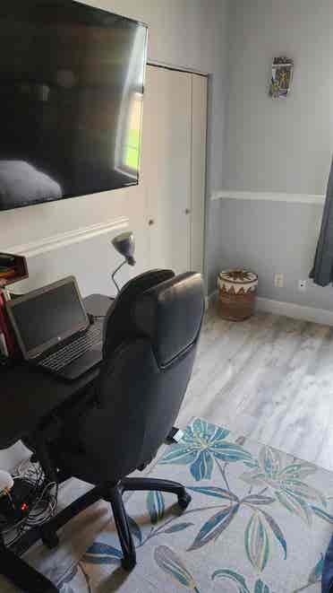 Peaceful and Relax Furniture Room W