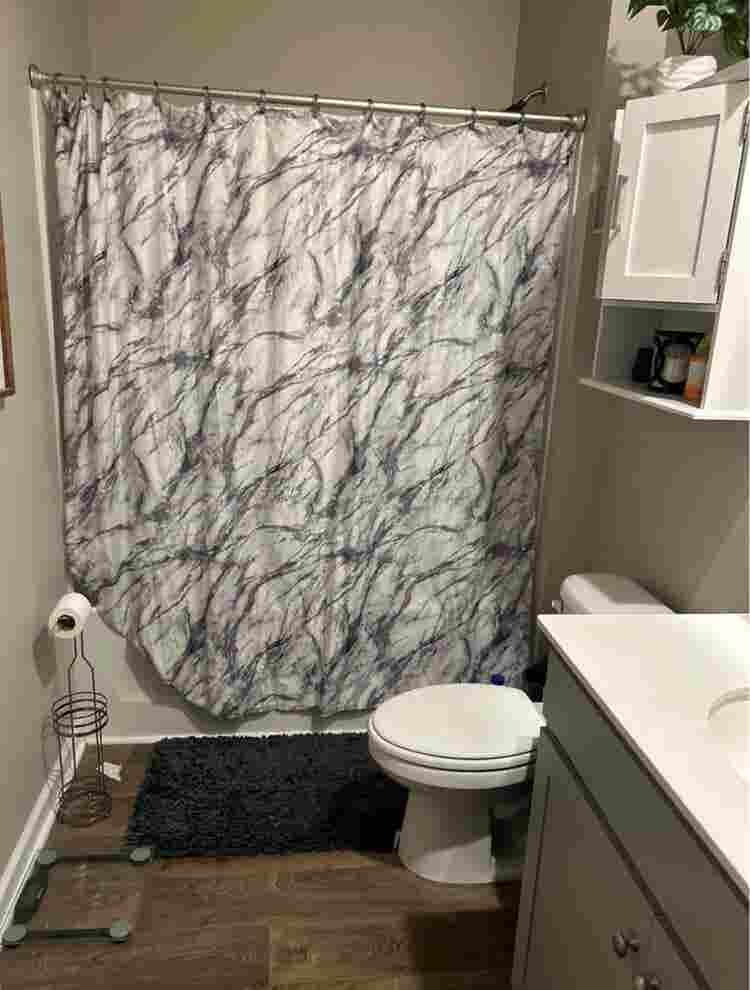 Room for rent in Cane Bay