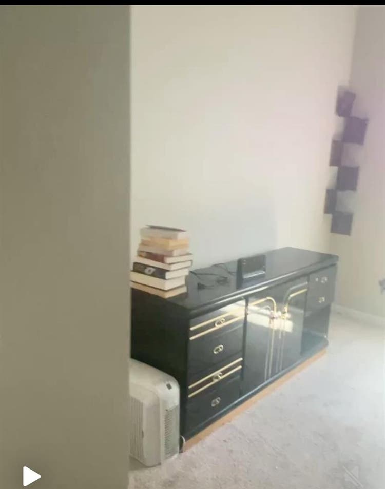 Room for rent in Cane Bay