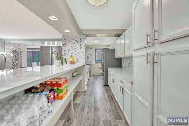 looking for roommate Hackensack NJ
