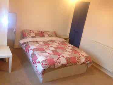 Double room for rent, bills onc
