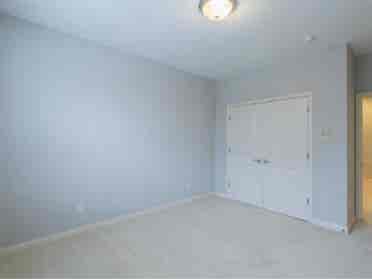 bath available for rent