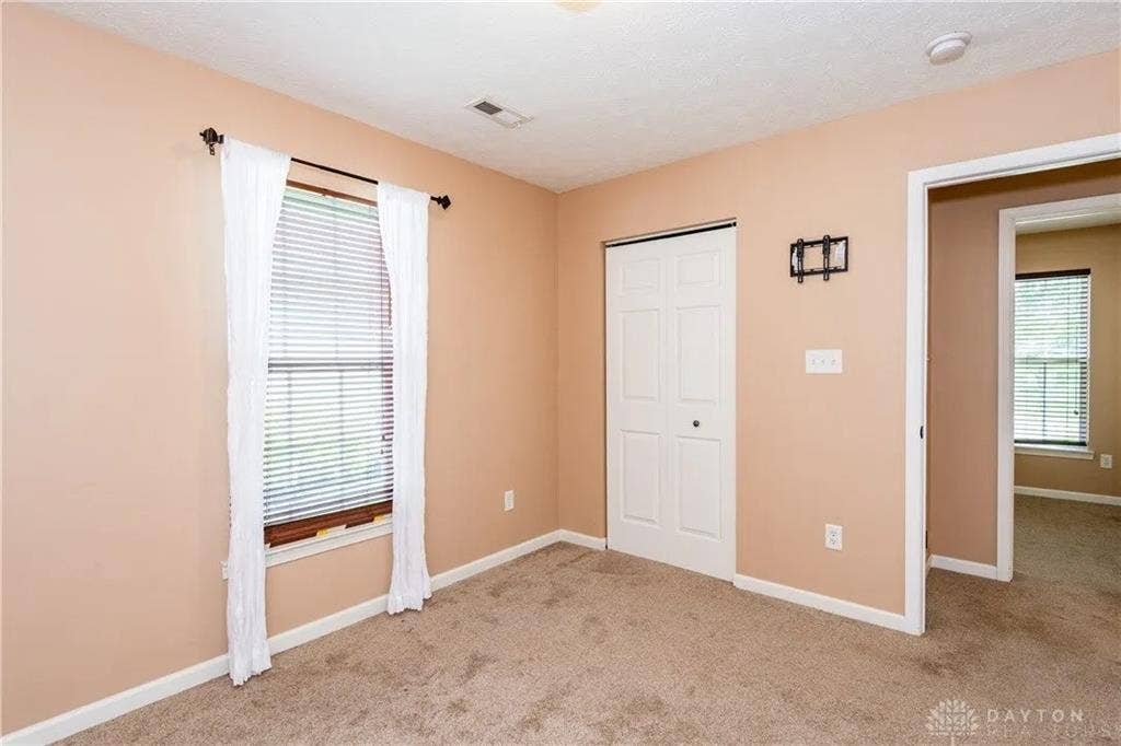 Renting Spare Bedroom (Women only)
