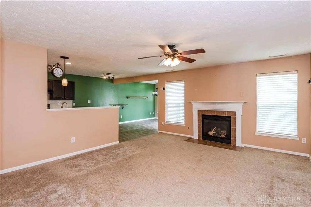 Renting Spare Bedroom (Women only)