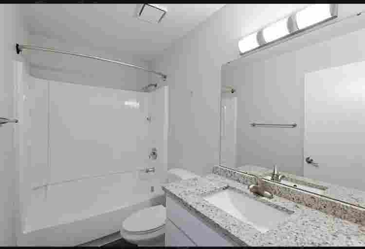 Room for rent steps from FIT
