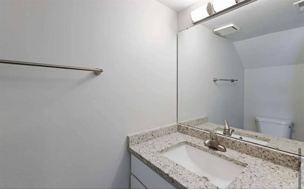 Room for rent steps from FIT
