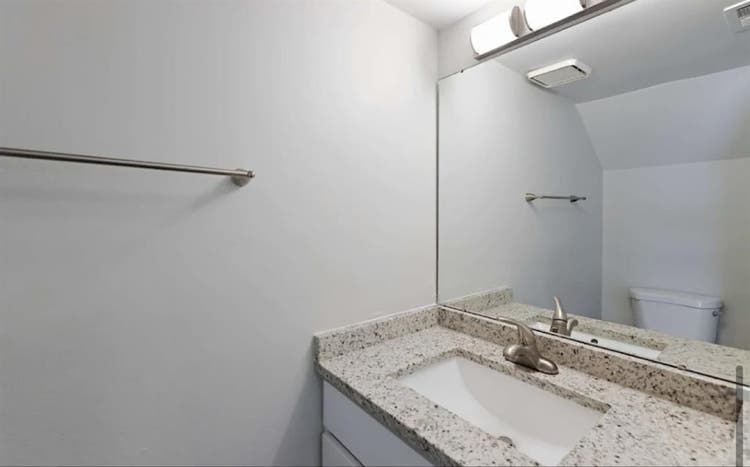 Room for rent steps from FIT
