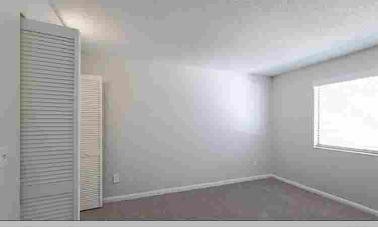 Room for rent steps from FIT