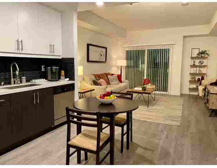 Room for rent in Hollywood