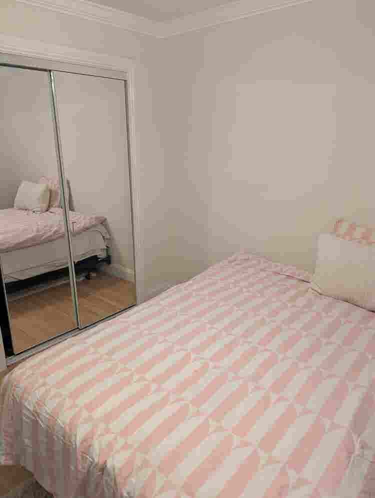 Nice private bedroom & bath